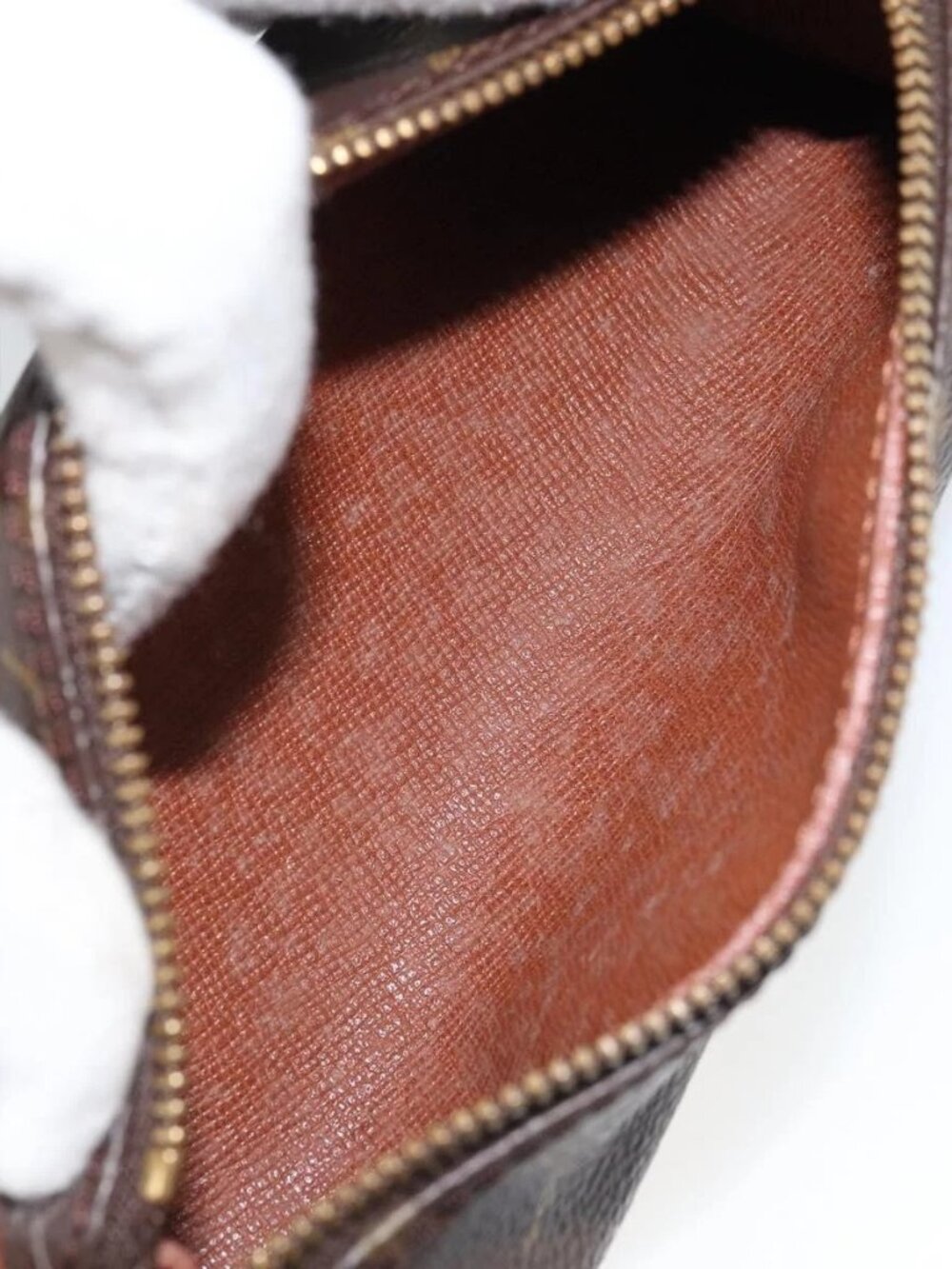 LOUIS VUITTON Monogram Papillon Pouch LV Auth 171476V - Picture 11 of 16